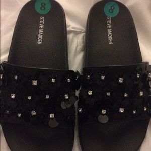 Steve Madden Slides